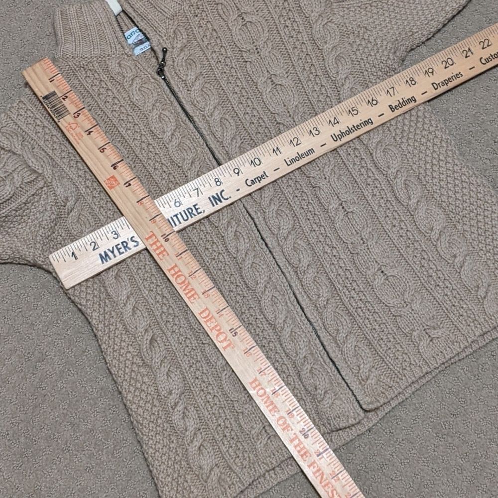 Aran Crafts Ireland merino wool tan zip close cardigan fisherman cable knit S - Picture 3 of 9